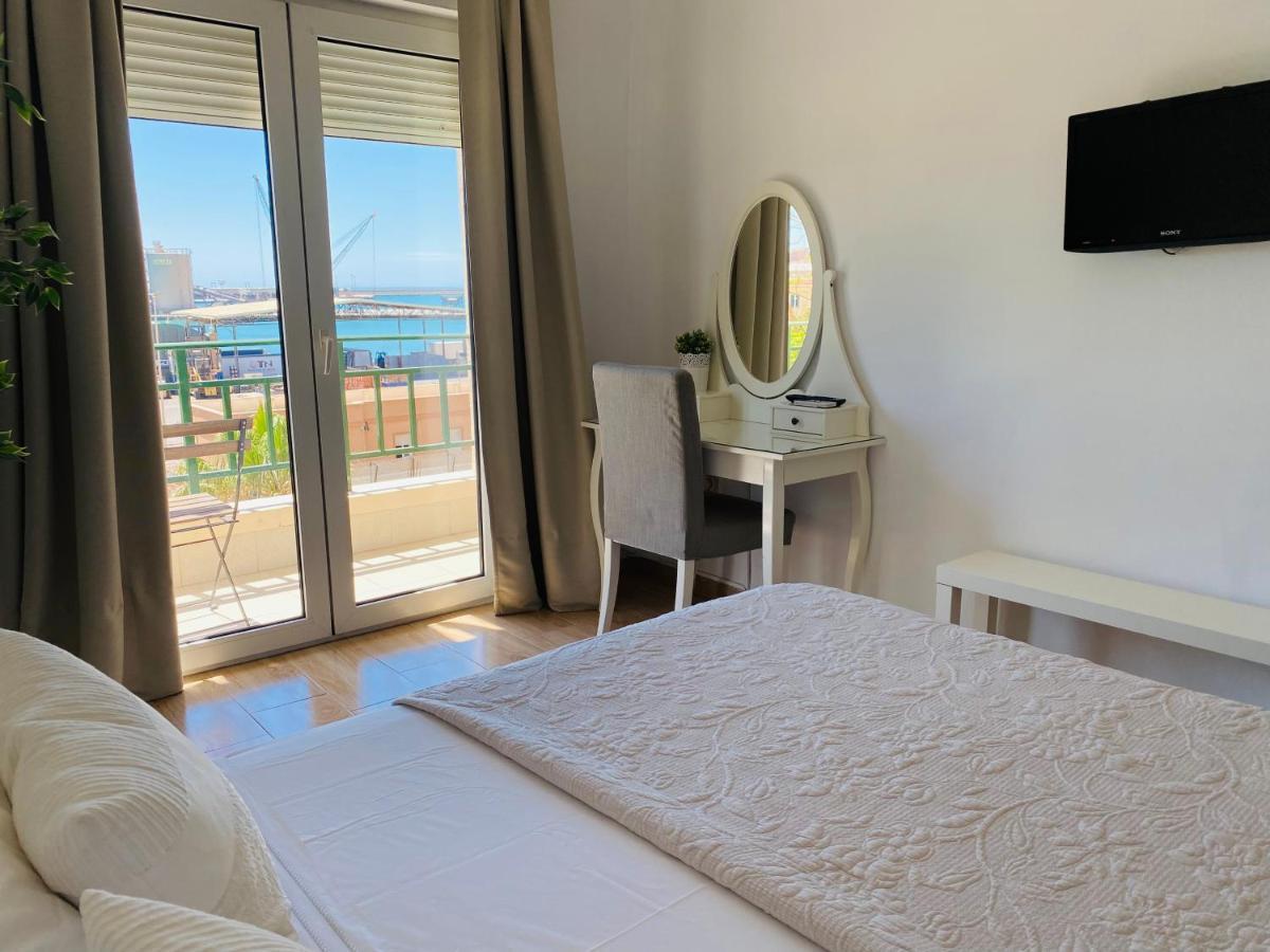 Solymar Beach Premium Малага Екстериор снимка